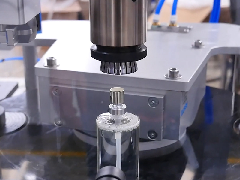 液体农药灌装机：现代农业生产的高效利器